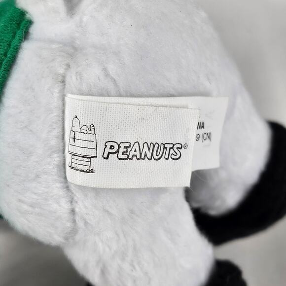 METLIFE 2016 SNOOPY “SAVE OUR PLANET” 6" PLUSH PEANUTS COLLECTIBLE - Picture 3 of 8